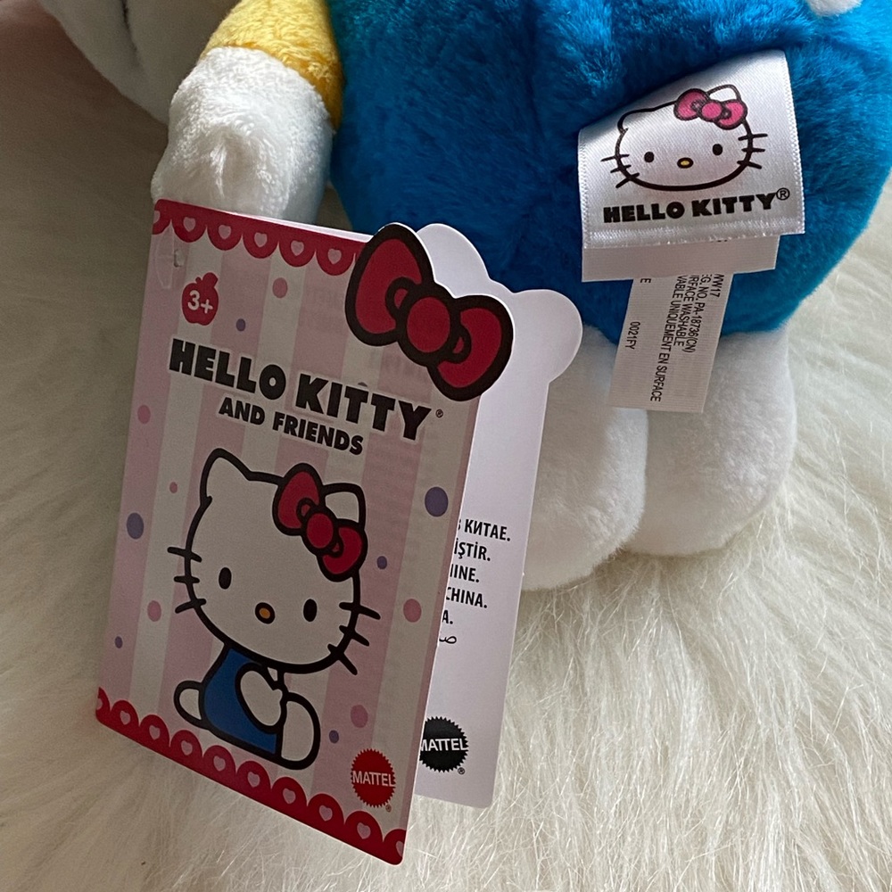 Hello kitty plush ❣️✨🐱 - Picture 8 of 9